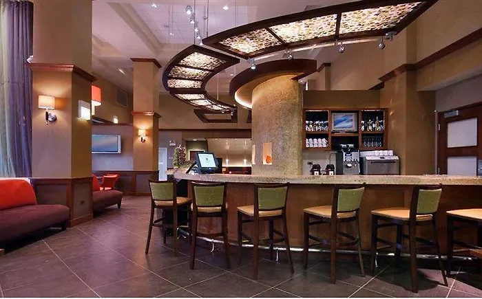 Hyatt Place Chicago 3*